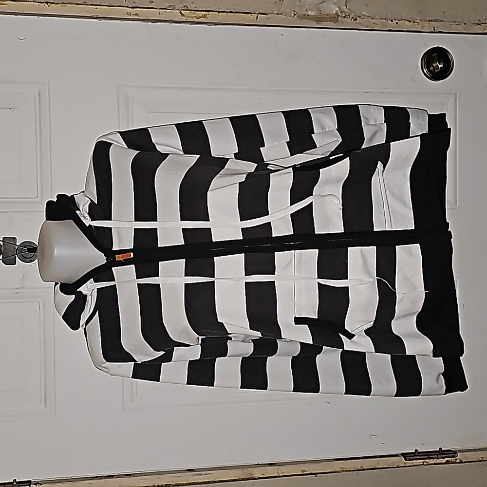 Ladies black and white striped zip front hoodie size medium